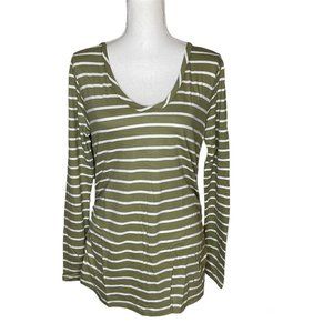 Isabel Maternity by Ingrid & Isabel Long Sleeve Side Shirred T-Shirt (M) Green